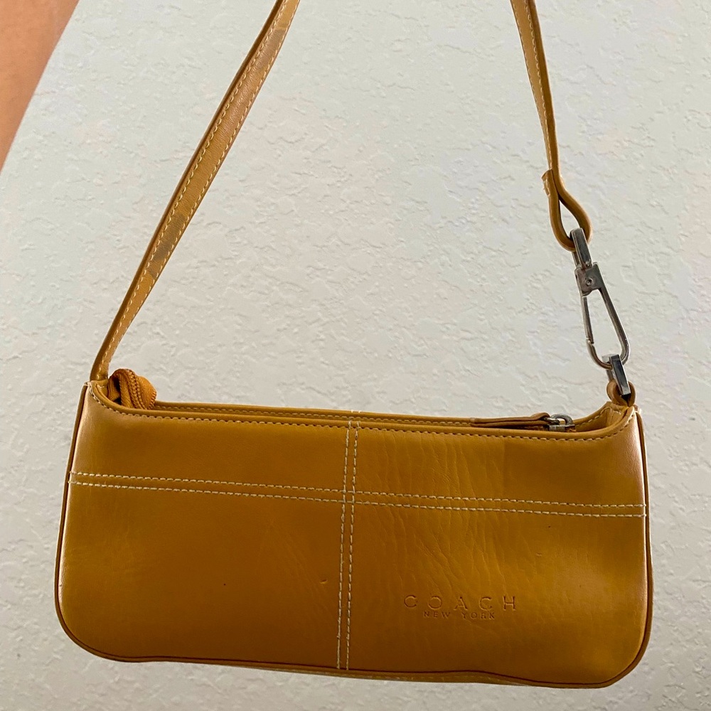 COACH NY Vintage mini shoulder leather bag